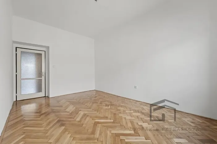 Prodej bytu 3+1, Praha - Žižkov, Biskupcova, 87 m2