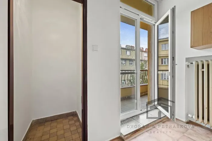 Prodej bytu 3+1, Praha - Žižkov, Biskupcova, 87 m2