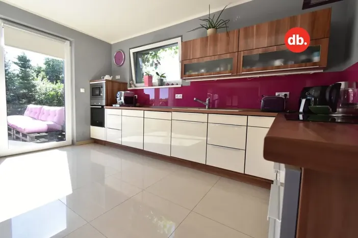 Prodej vícegeneračního domu, Otovice, Na Louce, 280 m2
