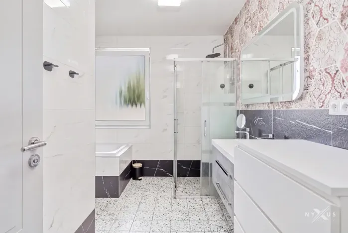 Prodej rodinného domu, Postřižín, Lišková, 150 m2