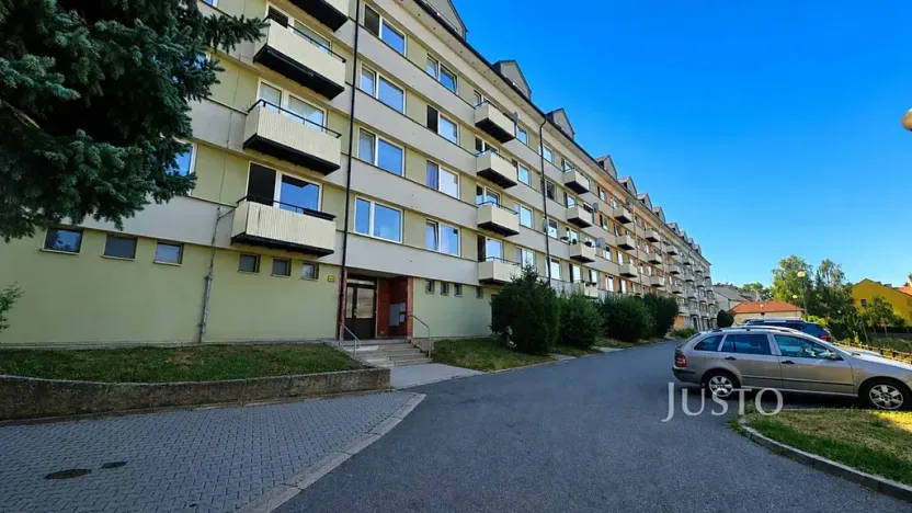 Pronájem bytu 1+1, Písek, nábřeží 1. máje, 42 m2