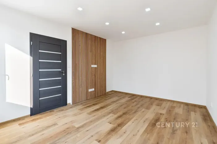 Pronájem bytu 1+1, Děčín, Oblouková, 35 m2