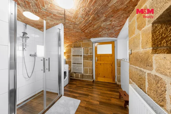 Prodej chalupy, Arnoltice, 168 m2