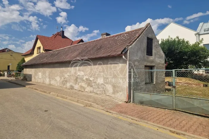 Prodej rodinného domu, Kněževes, Nová Čtvrť, 185 m2