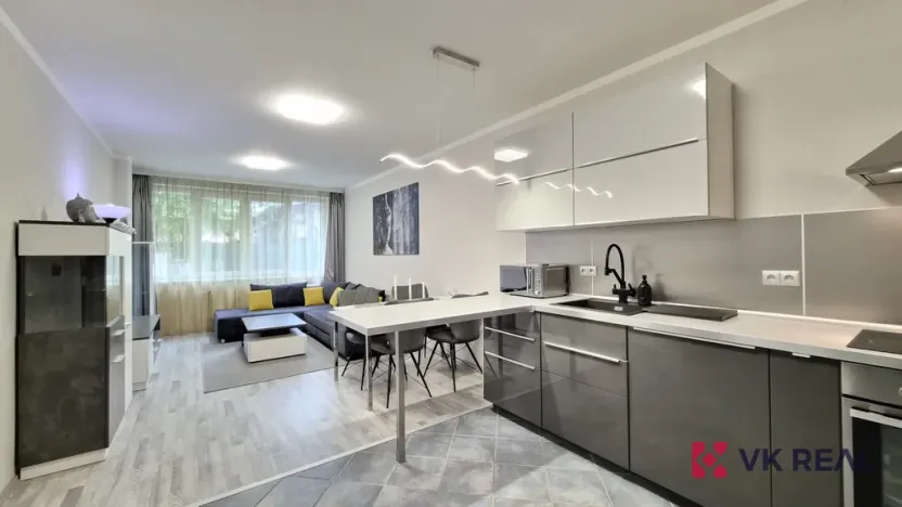 Pronájem bytu 2+kk, Praha - Vokovice, Lužná, 70 m2