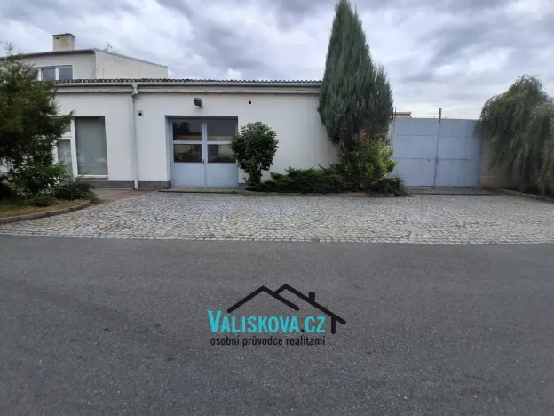 Pronájem výrobních prostor, Kroměříž, 80 m2