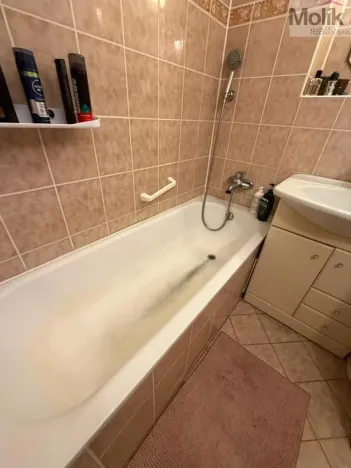 Pronájem bytu 1+1, Most, tř. Budovatelů, 35 m2