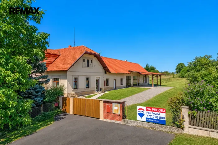Prodej vícegeneračního domu, Klamoš, 570 m2