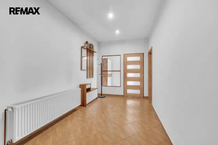 Prodej vícegeneračního domu, Klamoš, 570 m2