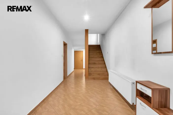 Prodej vícegeneračního domu, Klamoš, 570 m2