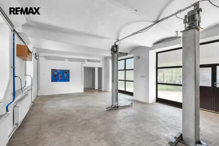 Prodej vícegeneračního domu, Klamoš, 570 m2
