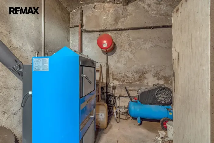 Prodej vícegeneračního domu, Klamoš, 570 m2