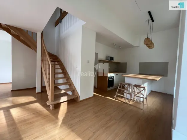 Prodej bytu 3+kk, Černý Důl, 66 m2