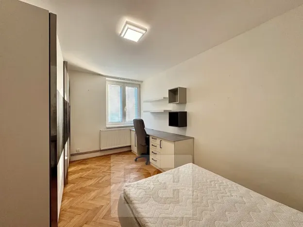 Prodej bytu 2+1, Rousínov, V Sídlišti, 61 m2