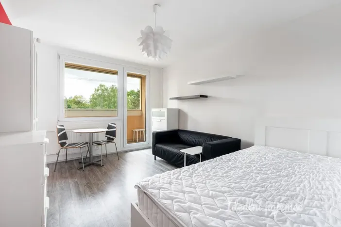 Pronájem bytu 1+kk, Praha, V Štíhlách, 34 m2