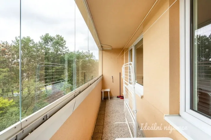 Pronájem bytu 1+kk, Praha, V Štíhlách, 34 m2
