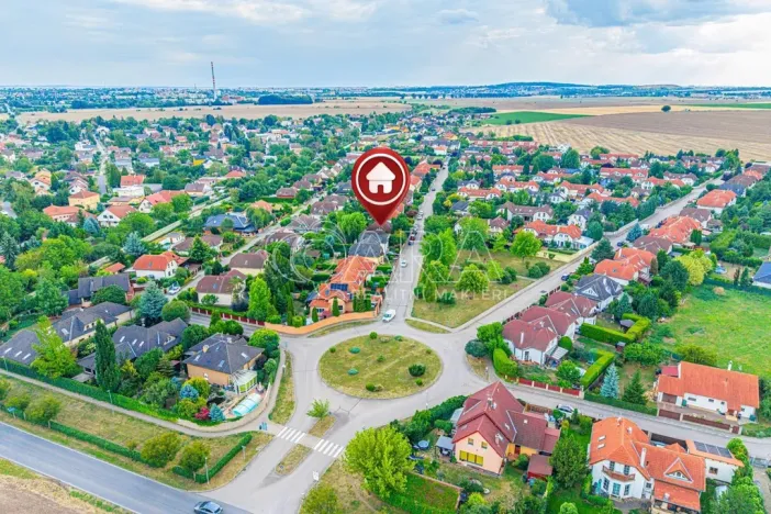 Prodej rodinného domu, Hovorčovice, Rozmarná, 169 m2