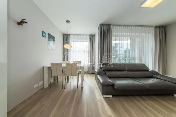 Pronájem bytu 3+kk, Hradec Králové - Nový Hradec Králové, Rybova, 74 m2