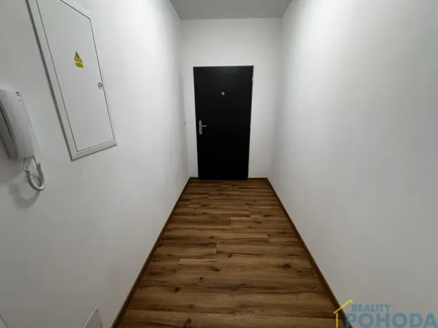Pronájem bytu 2+kk, Dašice, U Kasáren, 51 m2