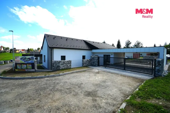 Prodej rodinného domu, Šumavské Hoštice, 180 m2