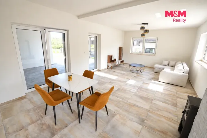 Prodej rodinného domu, Šumavské Hoštice, 180 m2