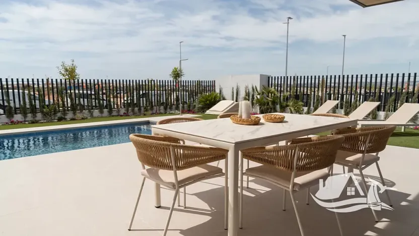 Prodej rodinného domu, Torrevieja, Španělsko, 99 m2