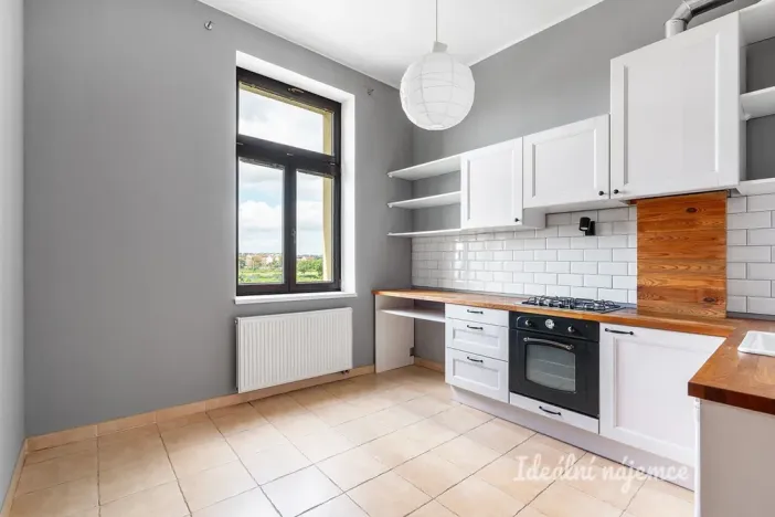 Pronájem bytu 1+1, Praha - Holešovice, Argentinská, 35 m2