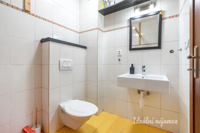 Pronájem bytu 1+1, Praha - Holešovice, Argentinská, 35 m2