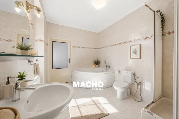 Pronájem bytu 3+1, Mníšek pod Brdy, Pražská, 80 m2