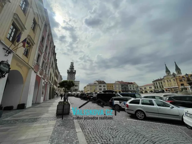 Pronájem obchodního prostoru, Kroměříž, Velké náměstí, 32 m2