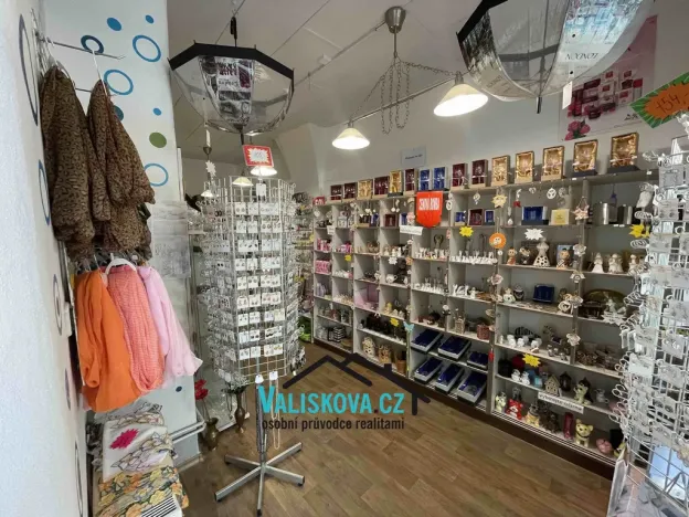 Pronájem obchodního prostoru, Kroměříž, Velké náměstí, 32 m2
