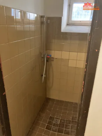 Pronájem obchodního prostoru, Červený Kostelec, náměstí T. G. Masaryka, 78 m2