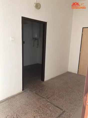 Pronájem obchodního prostoru, Červený Kostelec, náměstí T. G. Masaryka, 78 m2