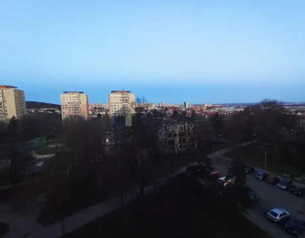 Pronájem bytu 1+1, Praha, Košťálkova, 37 m2