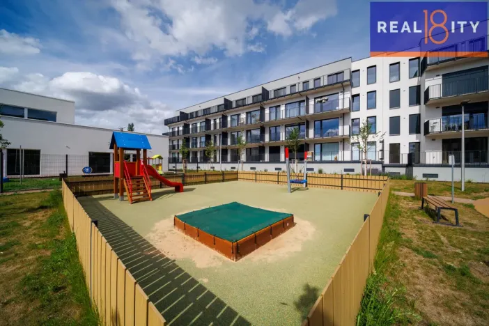 Prodej bytu 2+kk, Kladno, Ke křížku, 50 m2