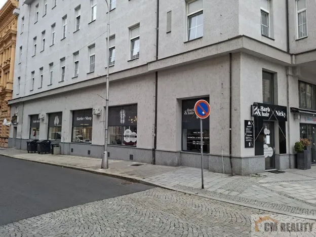 Pronájem obchodního prostoru, Olomouc, 1. máje, 70 m2