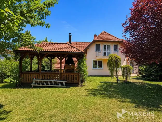 Prodej rodinného domu, Praha - Lysolaje, Nad Helmrovkou, 331 m2