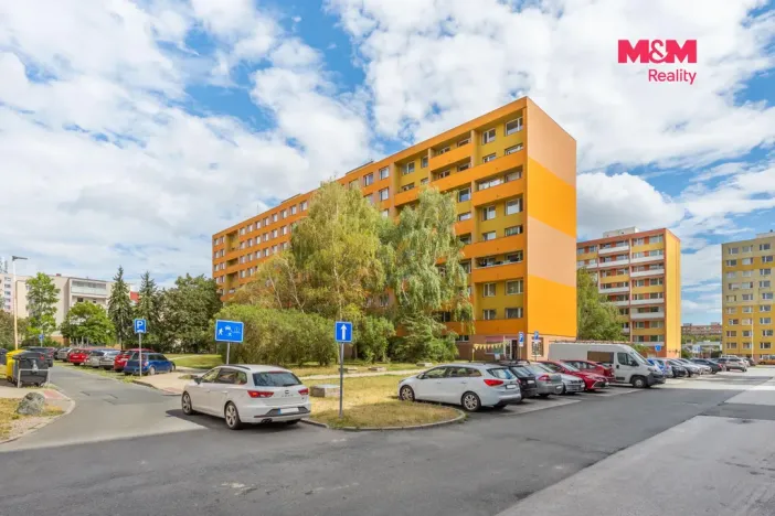 Pronájem bytu 3+1, Kladno - Kročehlavy, Italská, 55 m2