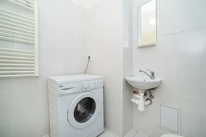 Pronájem bytu 2+1, Praha, Jičínská, 38 m2