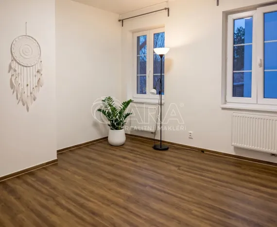 Pronájem bytu 2+kk, Ivančice, Komenského náměstí, 49 m2