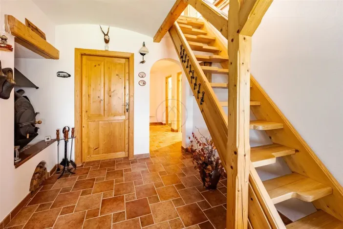 Prodej rodinného domu, Frymburk, č.ev., 303 m2