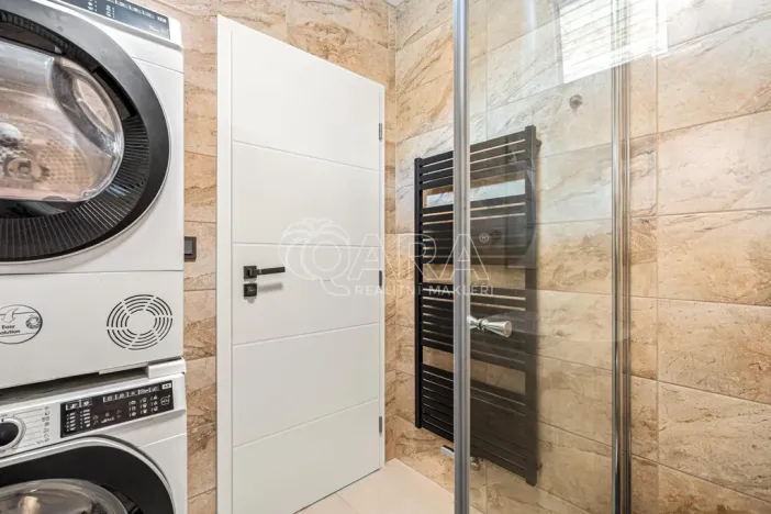 Prodej rodinného domu, Kamenice - Ládví, Lužní, 131 m2