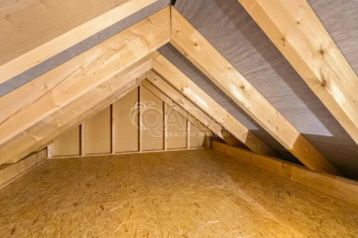 Prodej rodinného domu, Kamenice - Ládví, Lužní, 131 m2