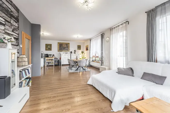 Prodej bytu 4+kk, Slaný, Kybalova, 117 m2