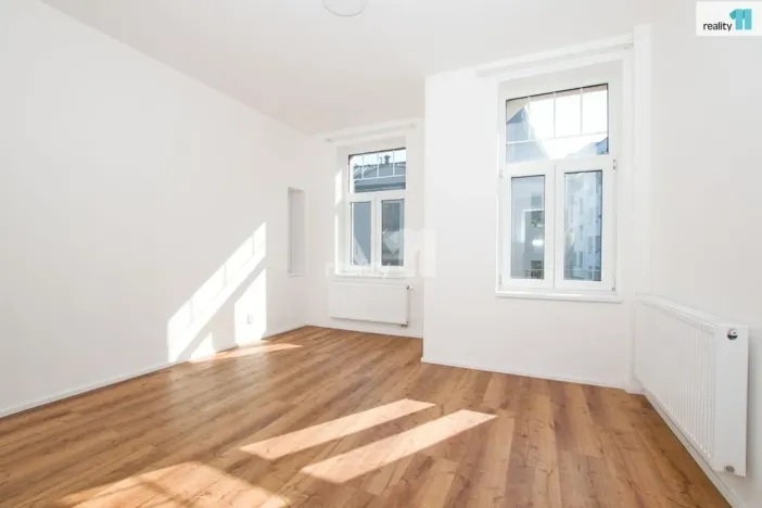 Pronájem bytu 2+kk, Liberec - Liberec II-Nové Město, Chrastavská, 50 m2