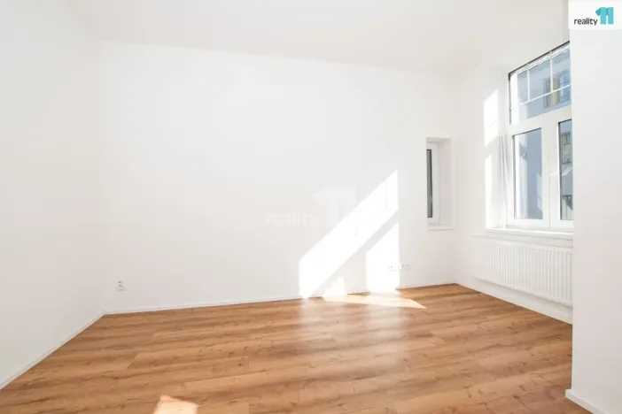 Pronájem bytu 2+kk, Liberec - Liberec II-Nové Město, Chrastavská, 50 m2