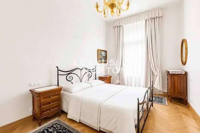 Pronájem atypického bytu, Praha - Vinohrady, Italská, 110 m2