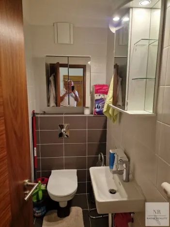 Prodej bytu 2+kk, Karlovy Vary, Libušina, 90 m2