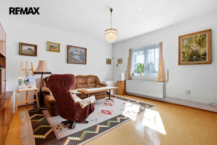 Prodej obchodního prostoru, Lomnice nad Popelkou, Komenského, 234 m2