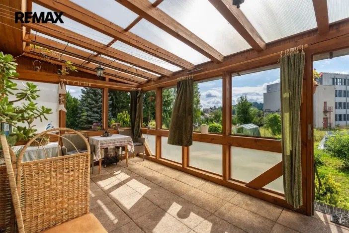 Prodej obchodního prostoru, Lomnice nad Popelkou, Komenského, 234 m2